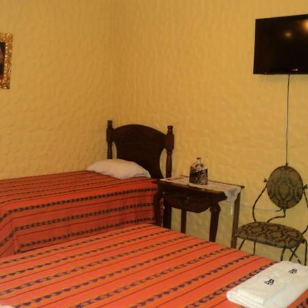 Hotel Caxa Real Комаягуа Екстер'єр фото