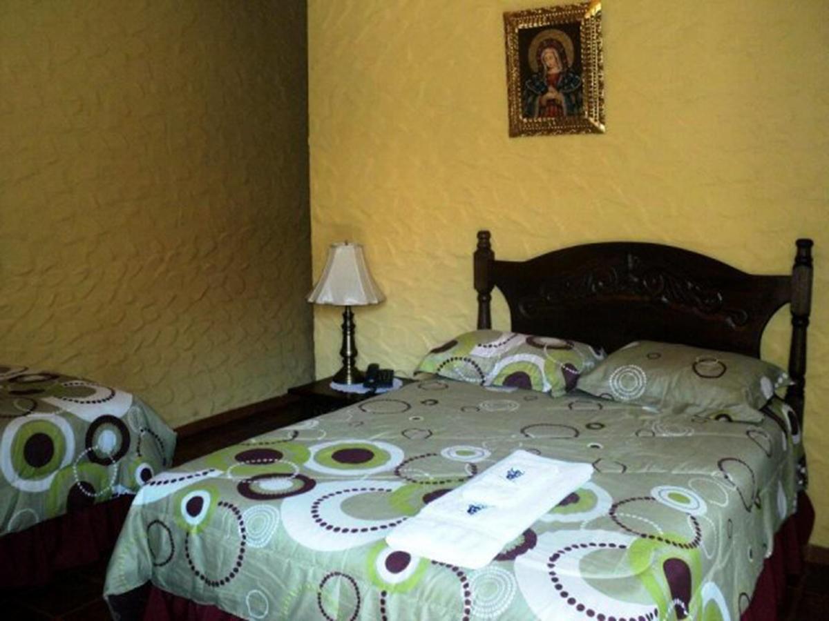 Hotel Caxa Real Комаягуа Екстер'єр фото